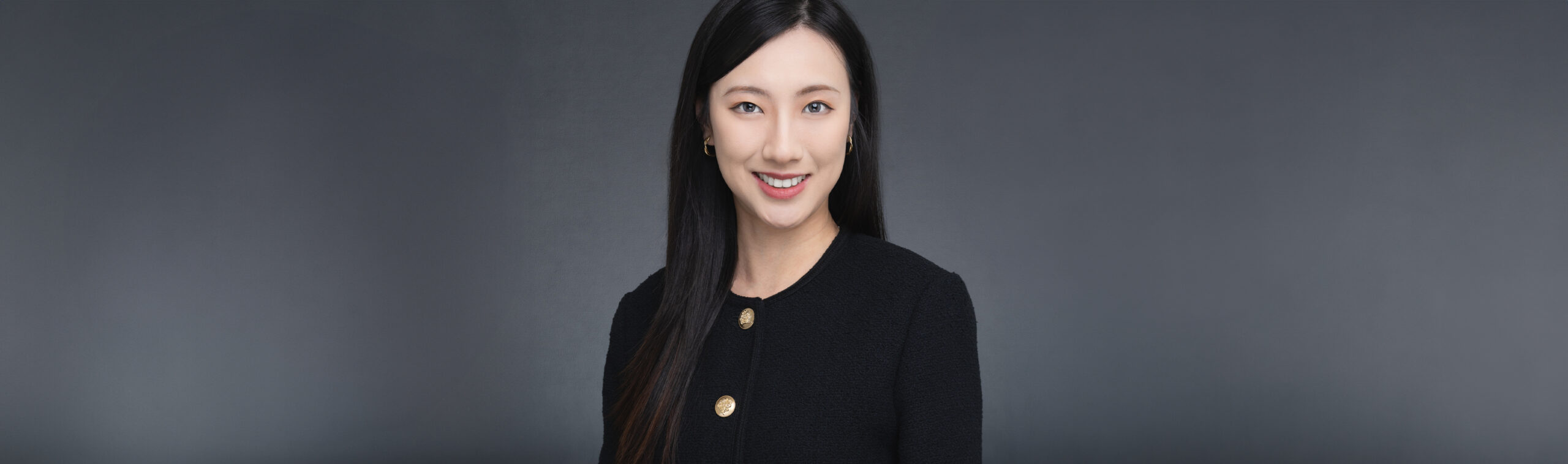 Japanese lawyer have her headshot take by Sydney headshot photographer Georgie Greene