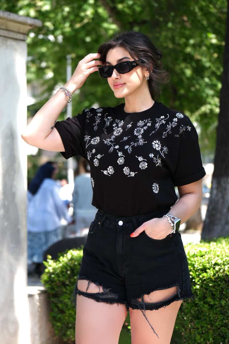 Gigi Taşlı Siyah Tişört