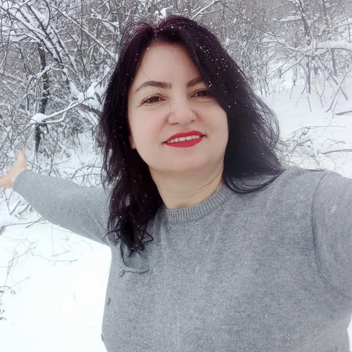 Нина Велева