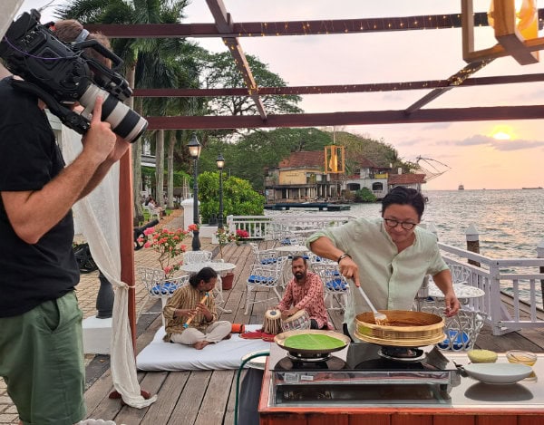 Luke Ngyuen travel show filming on Kerala Backwaters and Kochi