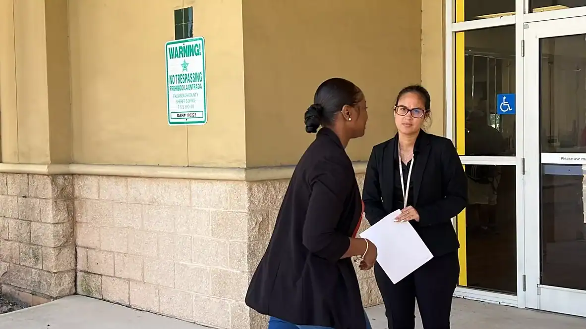 Wells Fargo Bank employees feel threatened GCNN Good Citizen News Network goodcitizennewsnetwork.com News That's Not Fake