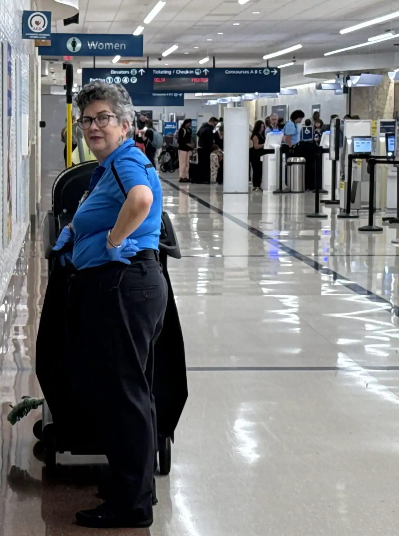 Employee At The Palm Beach International Airport GCNN Good Citizen News Network goodcitizennewsnetwork.com News That's Not Fake