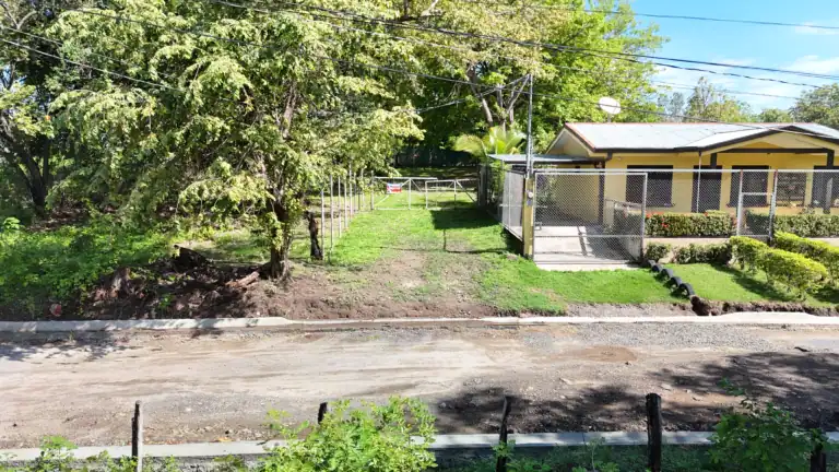 Lote de 1.031 m² para Apartamentos o Casa en Venta La Carreta – Liberia