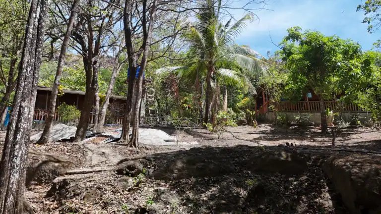 Finca con Quebrada y Casas en Venta en Los Naranjales de El Escobio, Liberia, Guanacaste