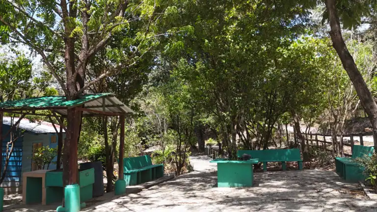 Finca con Quebrada y Casas en Venta en Los Naranjales de El Escobio, Liberia, Guanacaste