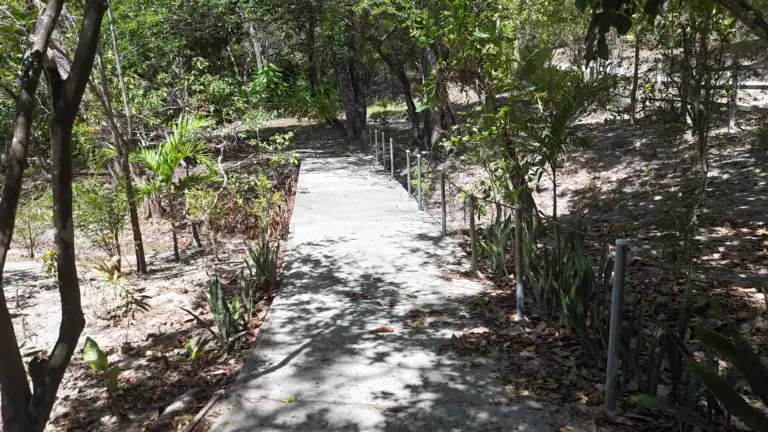 Finca con Quebrada y Casas en Venta en Los Naranjales de El Escobio, Liberia, Guanacaste