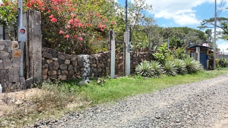 Casa con Piscina en Curubandé, Liberia | Ideal para Airbnb