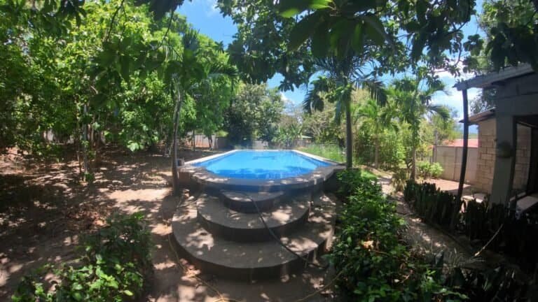 Casa con Piscina en Curubandé, Liberia | Ideal para Airbnb