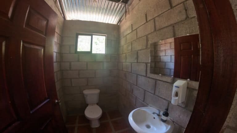 Casa con Piscina en Curubandé, Liberia | Ideal para Airbnb