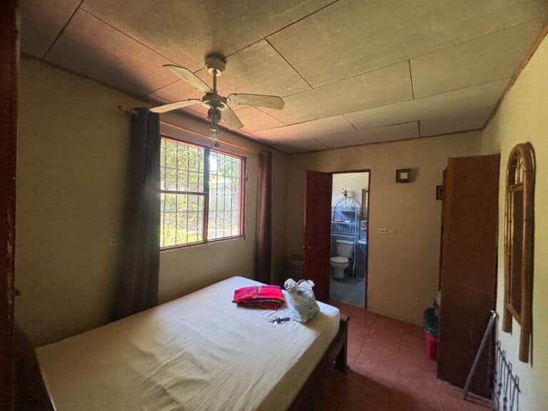 Casa con Piscina en Curubandé, Liberia | Ideal para Airbnb