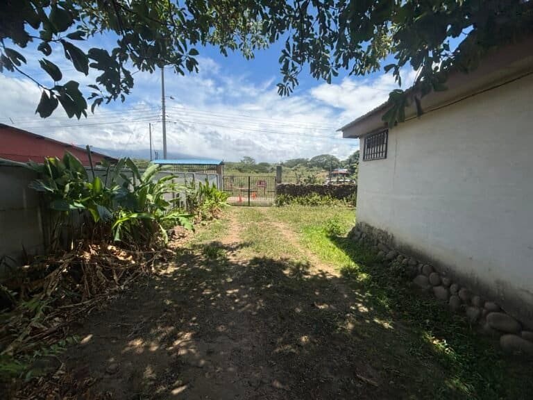 Casa con Piscina en Curubandé, Liberia | Ideal para Airbnb
