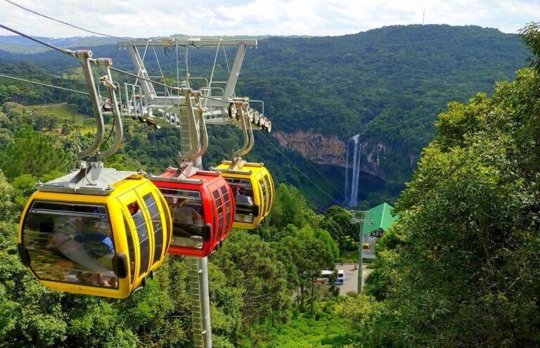 Os Bondinhos de Canela | A Melhor vista da cascata do caracol