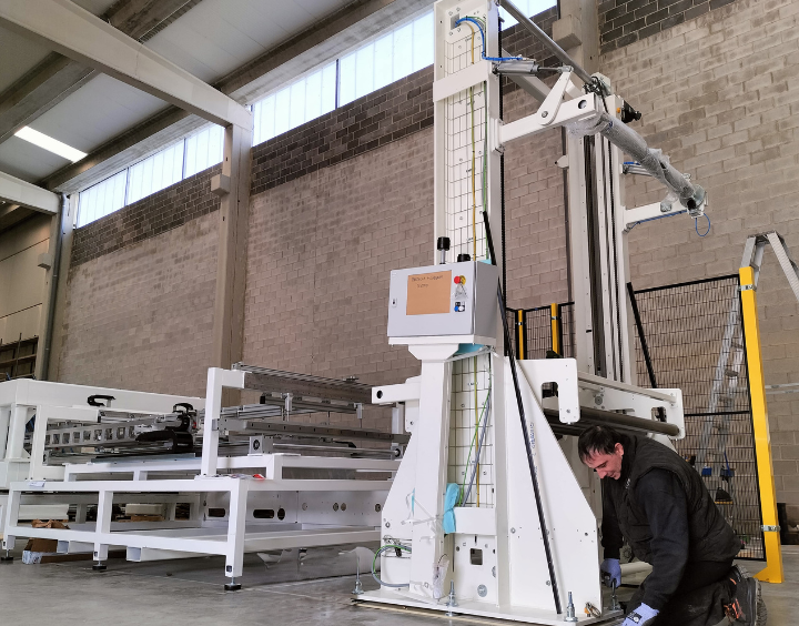 movimiento de maquinaria industrial