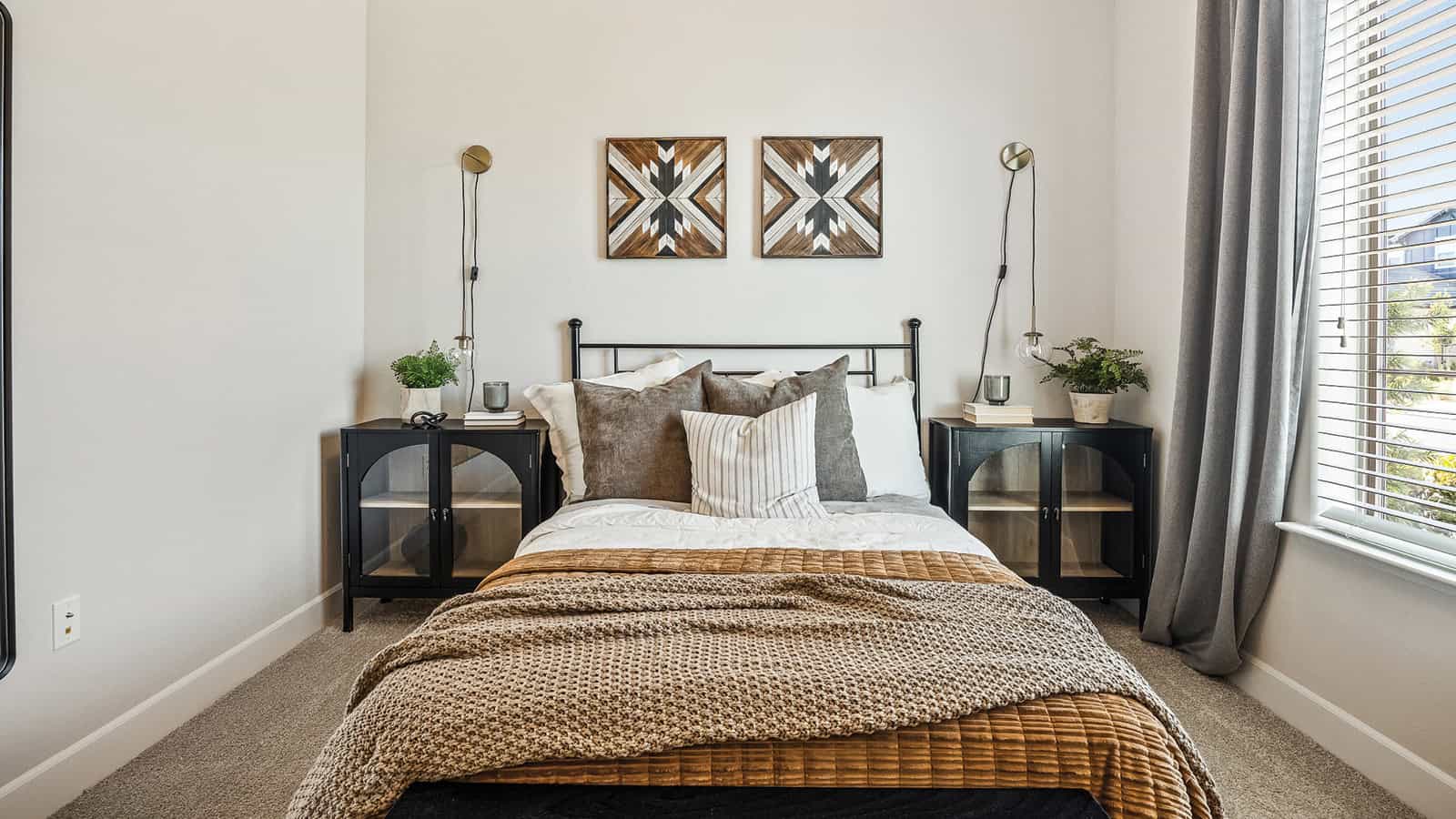 Annie_Bedroom3-3