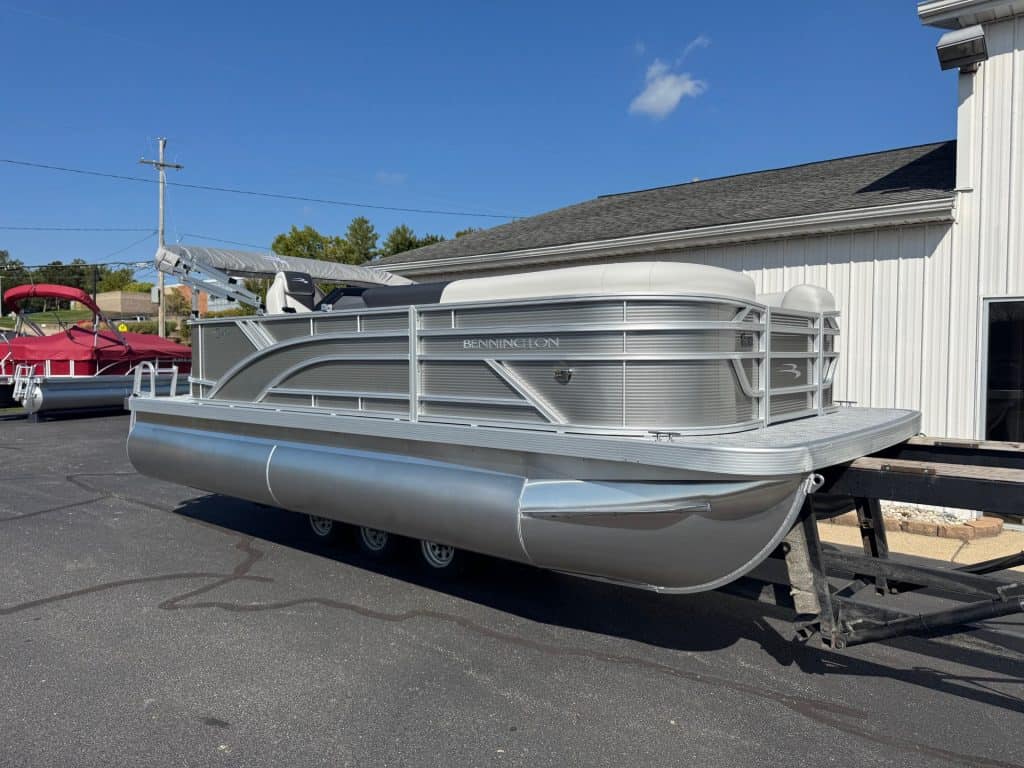 Modern Bennington 20SL S1 pontoon boat displayed at Hall's Sport Center.