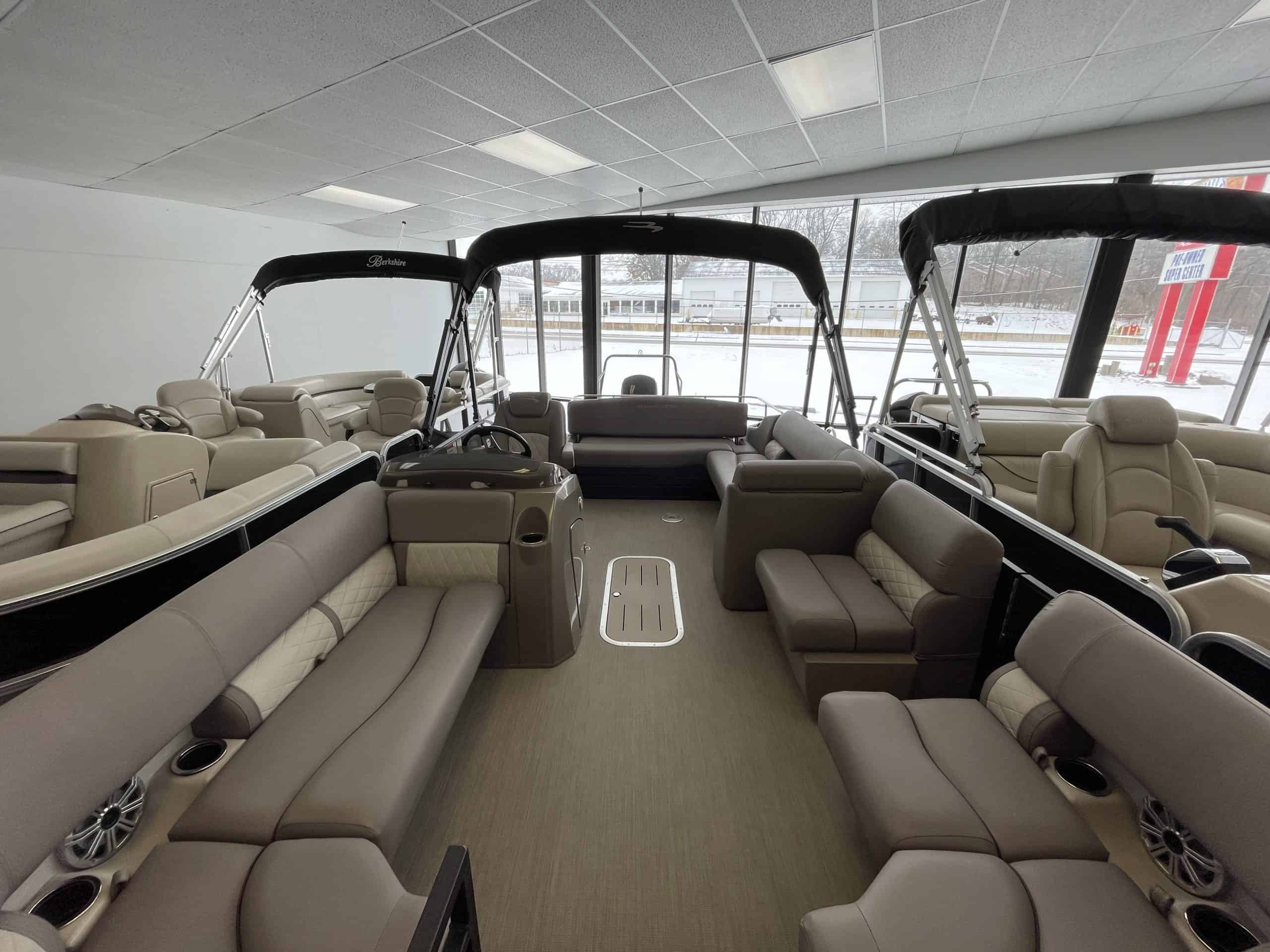 Bennington 22 SXPSB pontoon boat for sale at Hall's Sport Center.