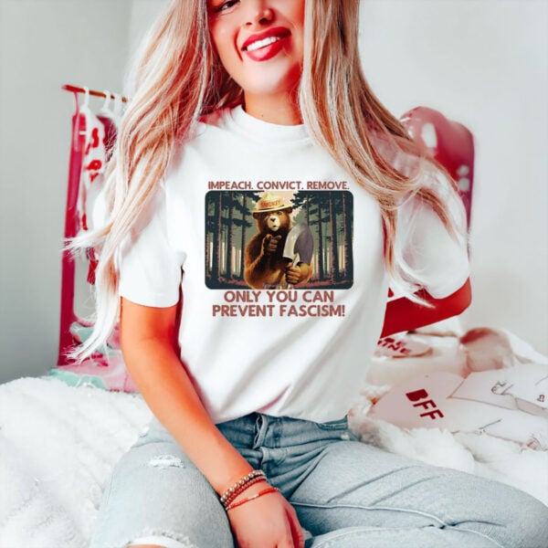 Only-You-Can-Prevent-Fascism-Bella,-Retro-Smokey-Bear-Anti-Fascism-T-Shirt