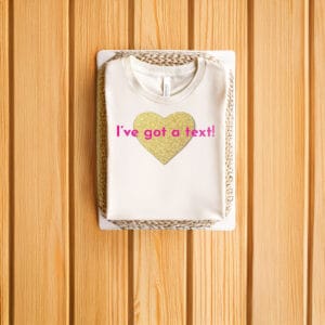 Reality-TV-Catchphrase-Tee,-Love-Island-USA-I've-Got-a-Text!-T-Shirt-us