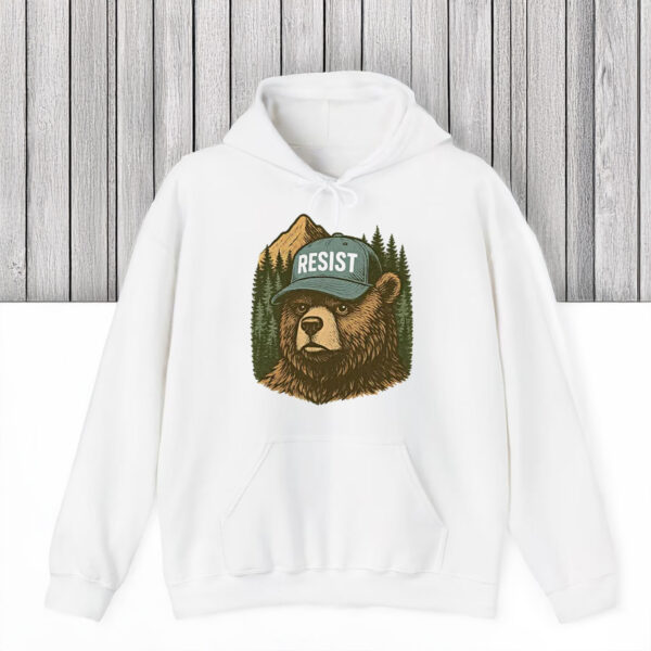 Smokey-the-Bear-Inspired-Political-Protest-Tee,-Resist-Bear-T-Shirts