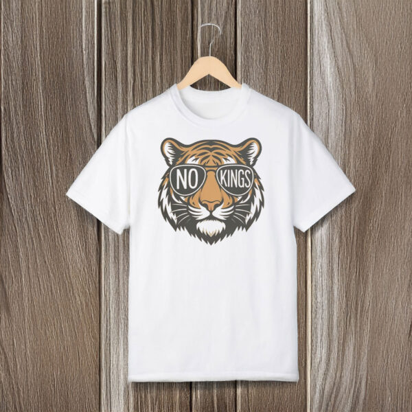 Vintage-Style-Political-Graphic-Tee,-No-Kings-Anti-Trump-Retro-Tiger-Shirt-usa