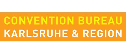 Logo mit leuchtend orangefarbenem Hintergrund. Der Text CONVENTION BUREAU erscheint in Gelb über KARLSRUHE & REGION in Weiß, alles in Großbuchstaben.