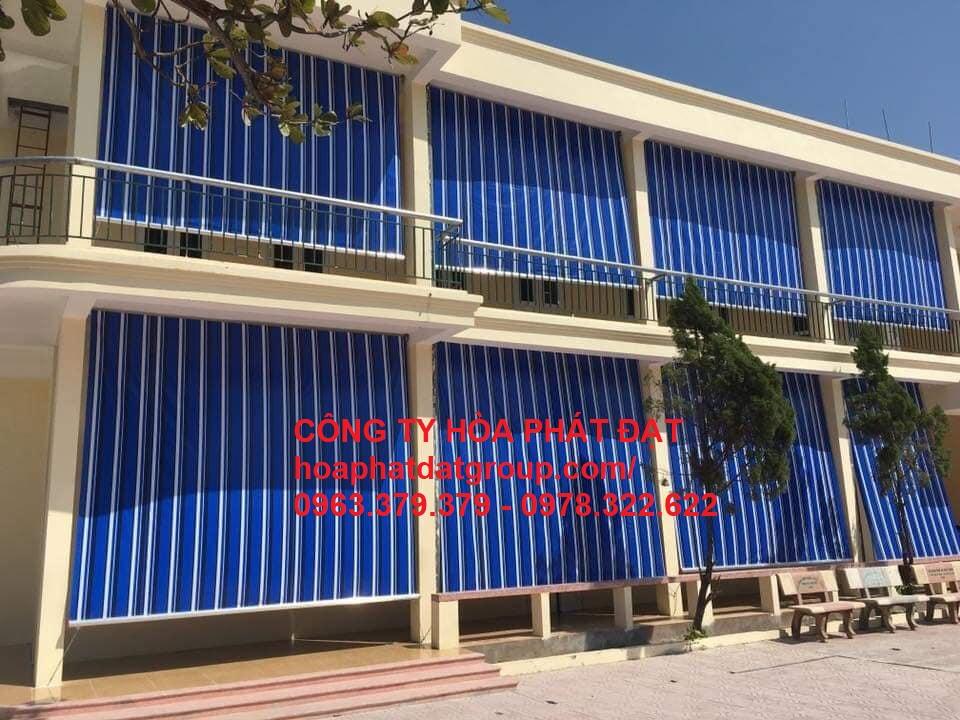sản phẩm bạt che nắng tự cuốn hòa phát đạt