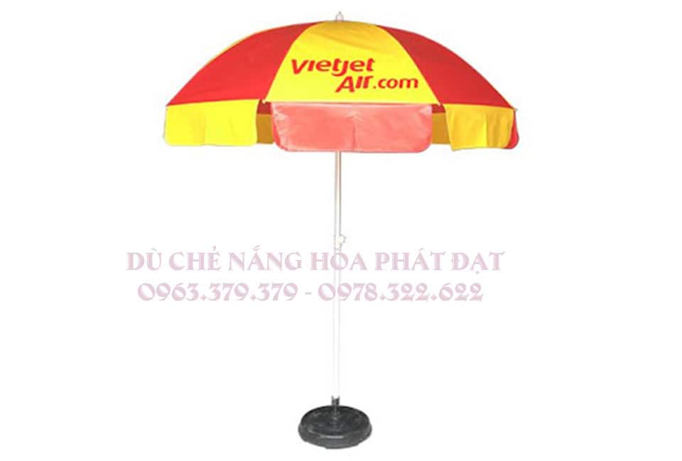 In ấn theo yêu cầu quảng cáo trên từng sản phẩm dù che cafe