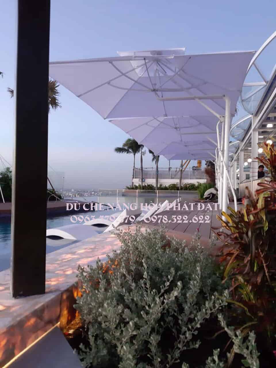 mẫu-dù-che-hồ-bơi-đẹp