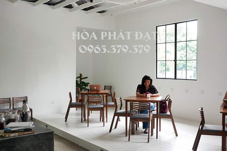 bàn-ghế-gỗ-mẫu-đẹp-cho-quán-cafe