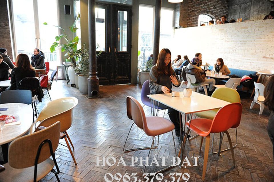 cung-cấp-sĩ-lẽ-bàn-ghế-cafe-giá-rẻ