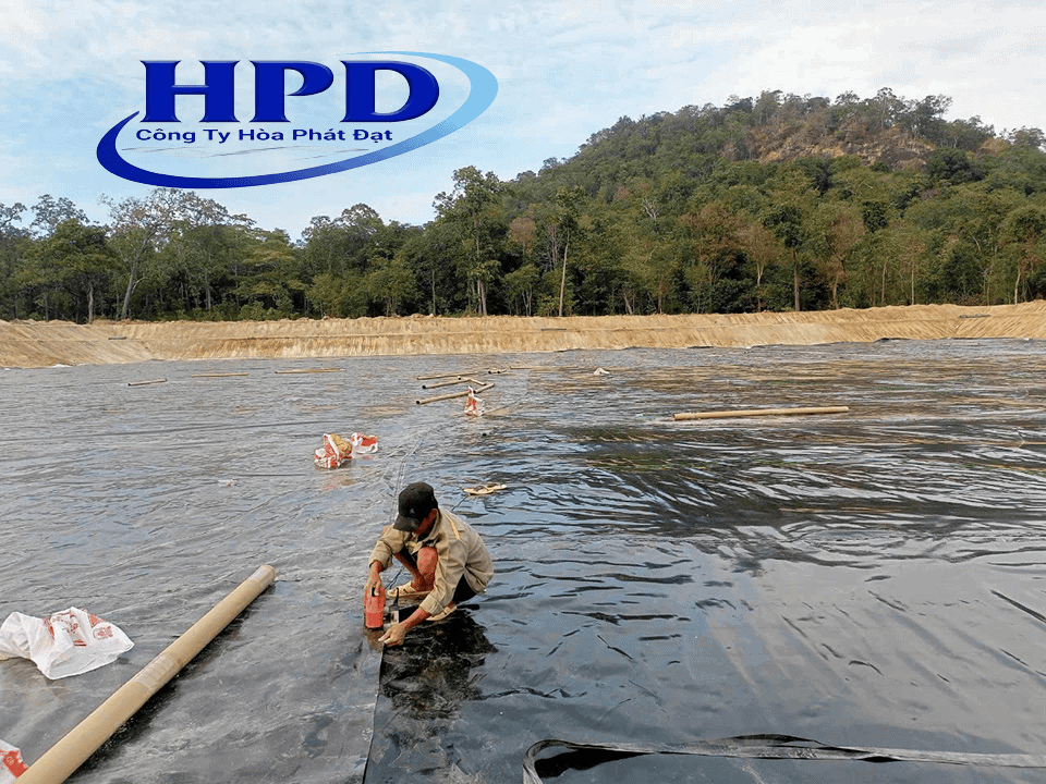 ky-thuat-hoa-phat-dat-lot-ho-chua-nuoc-hdpe8 ky-thuat-hoa-phat-dat-lot-ho-chua-nuoc-hdpe8
