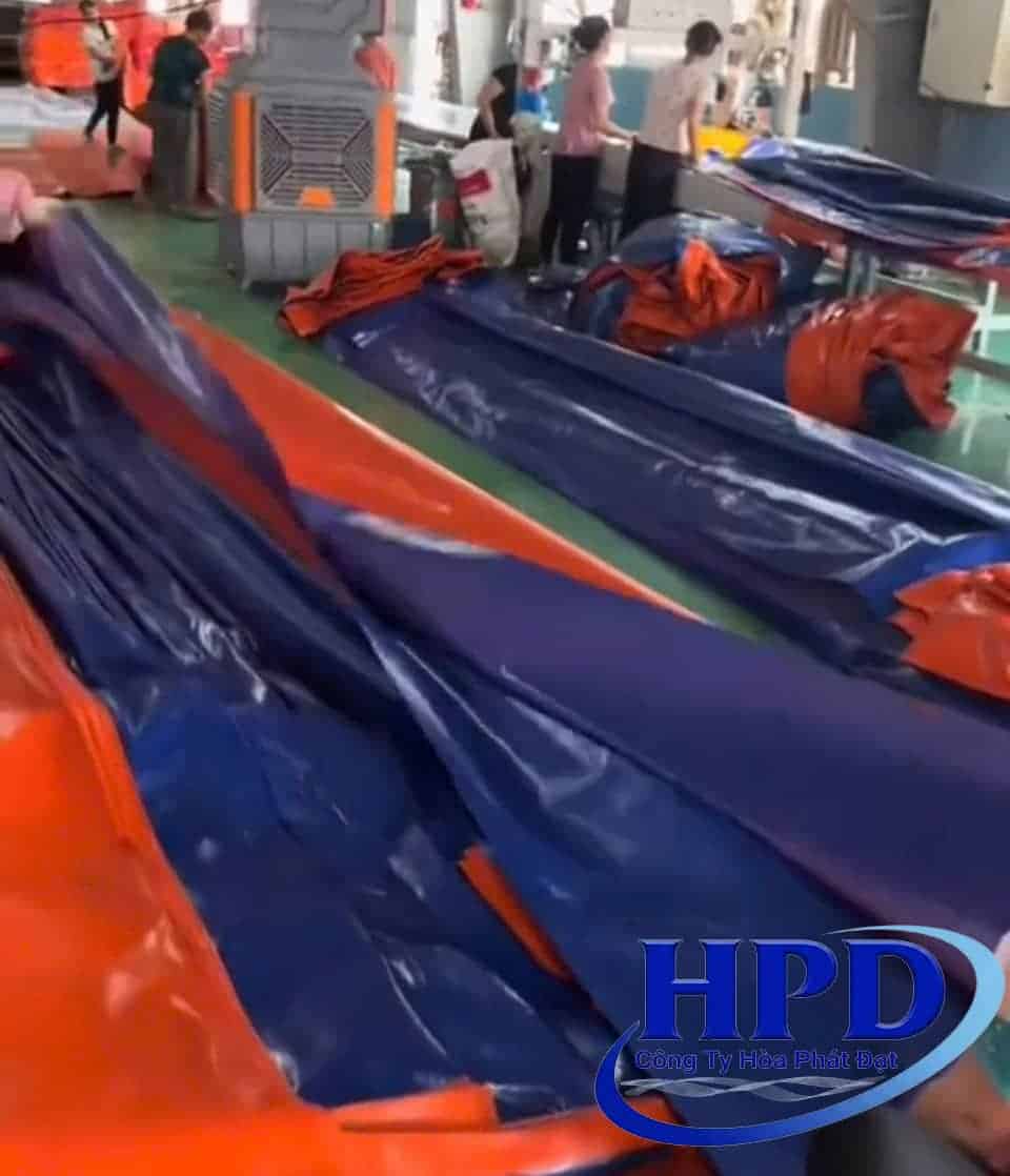 xuong-gia-cong-bat-nhua-xanh-cam-hoa-phat-dat xuong-gia-cong-bat-nhua-xanh-cam-hoa-phat-dat