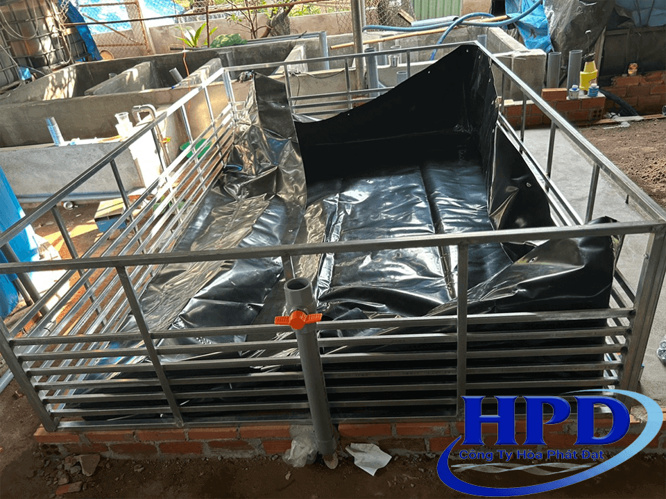 bat-HDPE-ung-dung-trong-nuoi-ech