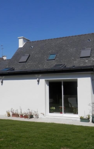 Extension en toit monopente en zinc à Ergué-Gabéric