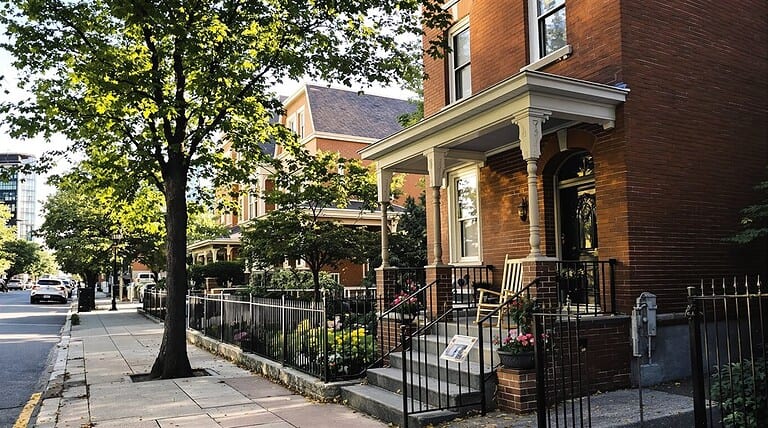 Pre-Construction vs Resale Condo: Where Your Money Goes Further in Toronto