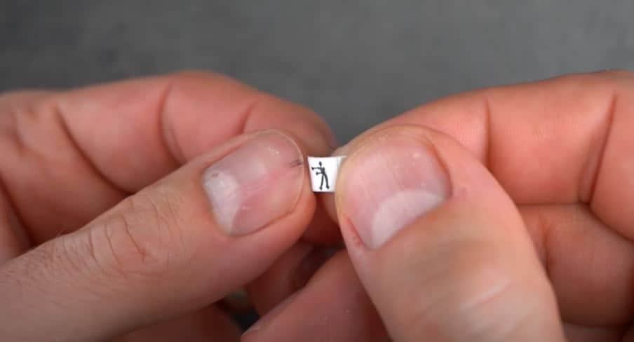 Floss Dance Easy – World’s SMALLEST Flipbook
