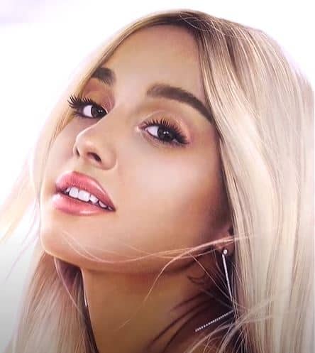 Ariana Grande Drawing with Pencil