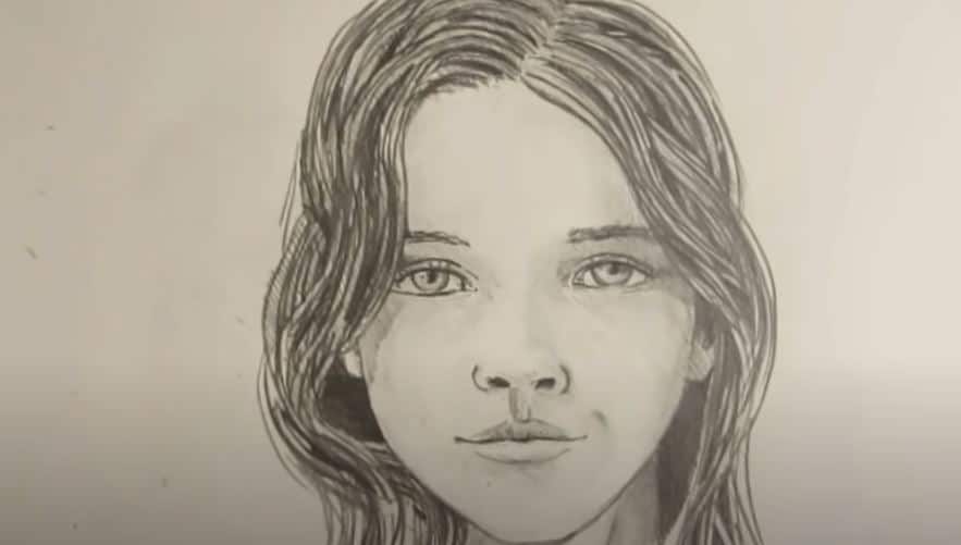 How to Draw a Female Face with Pencil