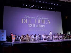 Banda Sinfónica del Huila en concierto de homenaje.