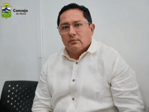 Contralor de Neiva en reunión oficial, en el marco del proceso de elección para el período 2026-2029.