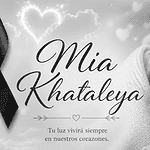 Lazo negro con fondo de bebé dormido y vela, símbolo de luto y memoria en homenaje a Mia Khatalega, con mensaje de amor y recuerdo en Huila TV.