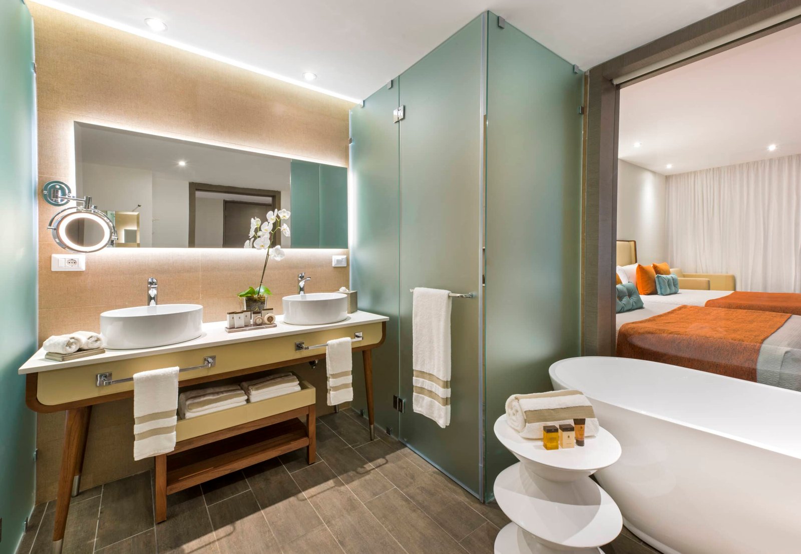Nick Suite Bath Room