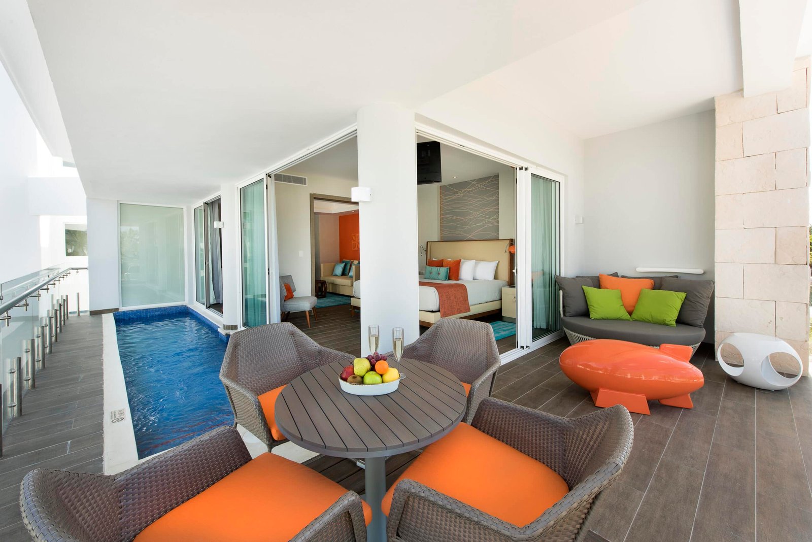 Swank Plunge Pool Suite