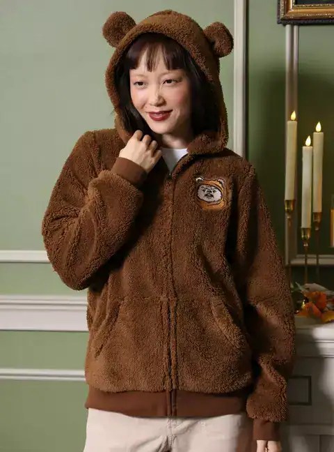 Cute bear hoodie with bear ears, perfect for fall and winter wear. Trendy Disney-inspired cozy fashion statement.