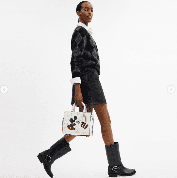 Disney Minnie Mouse tote bag, stylish Disney accessories for women, perfect for Disney fashion lovers.