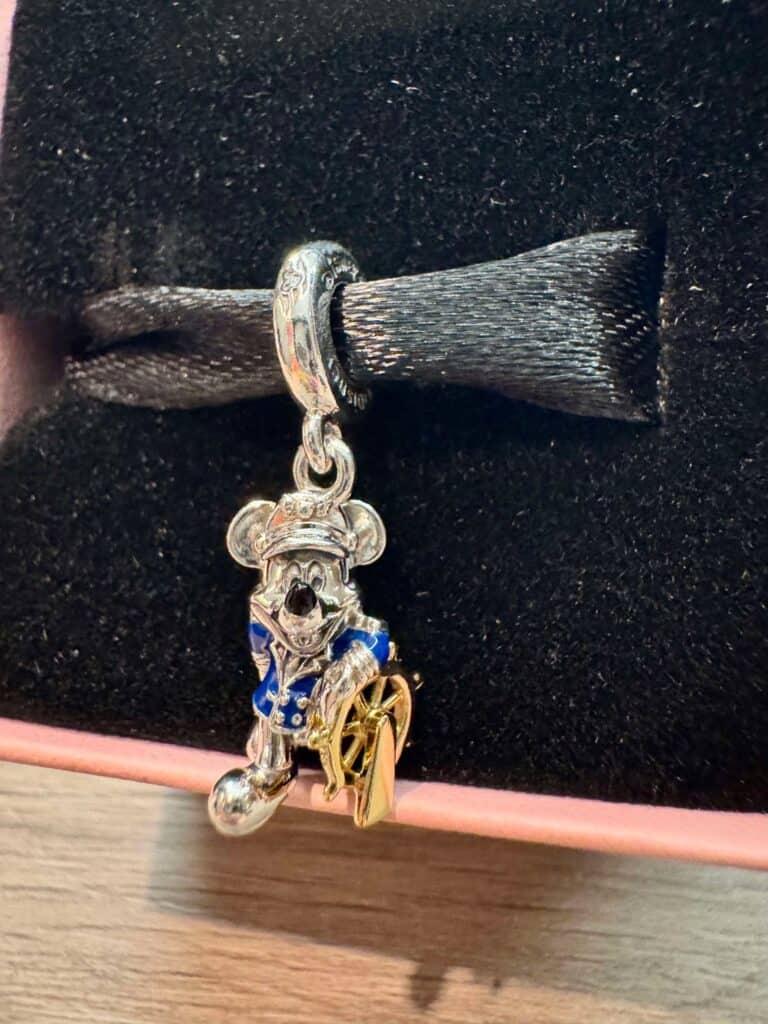 Charm jewelry featuring Mickey Mouse with a cannon, perfect for Disney-themed accessories.