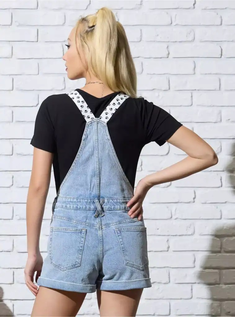 Disney fashion, denim overalls, casual Disney style, adjustable straps, trendy Disney outfit.