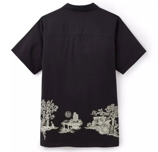 Black Disney-inspired graphic T-shirt with vintage design elements. Perfect for Disney fans and fashion lovers.