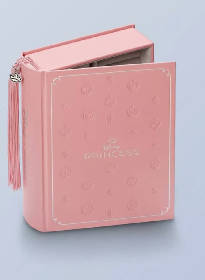 Pink Disney Princess journal for girls, perfect for writing and organizing, ideal as a gift for Disney fans.