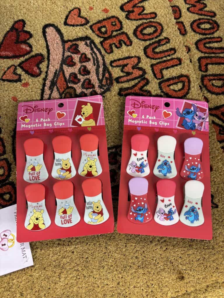 Magnetic Disney bag clips featuring Winnie the Pooh and Stitch characters.